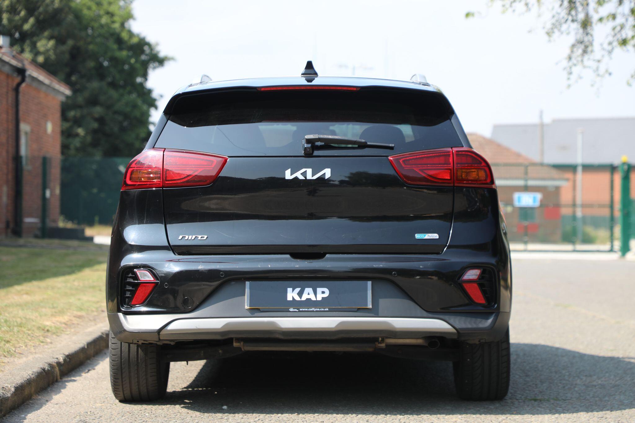 Large vehicle image